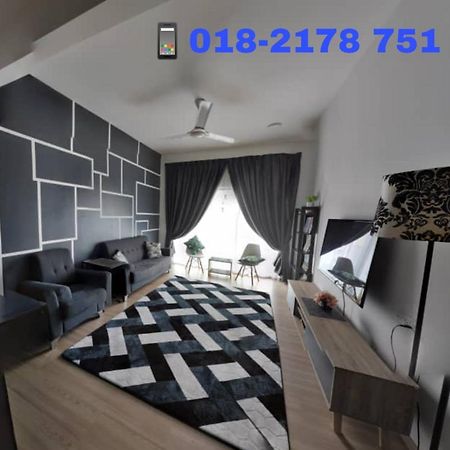 Chombies Muslim Homestay Tanah Rata Dış mekan fotoğraf
